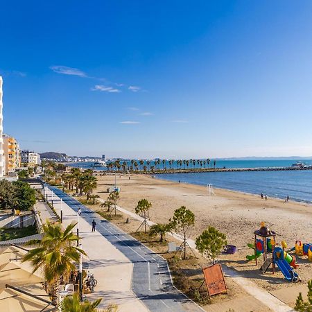 The Beachfront Apartment Durrës Zewnętrze zdjęcie